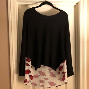 INC sweater shirt with red lips